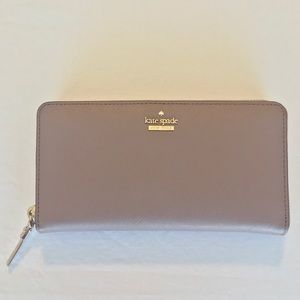 Kate Spade Zipper Wallet